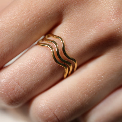 Wave Spiral Ring