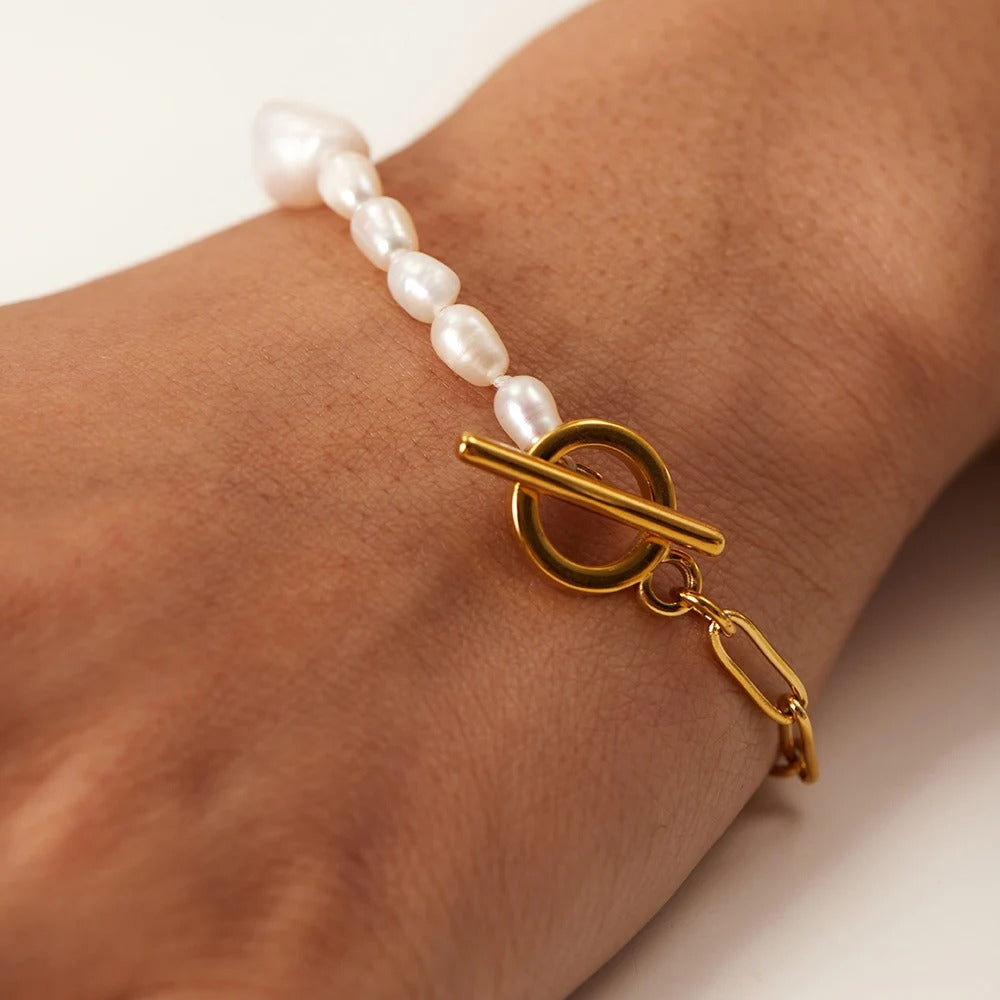 Gold and Pearl Bracelet - Paperclip & Pearl Bracelet, closeup
